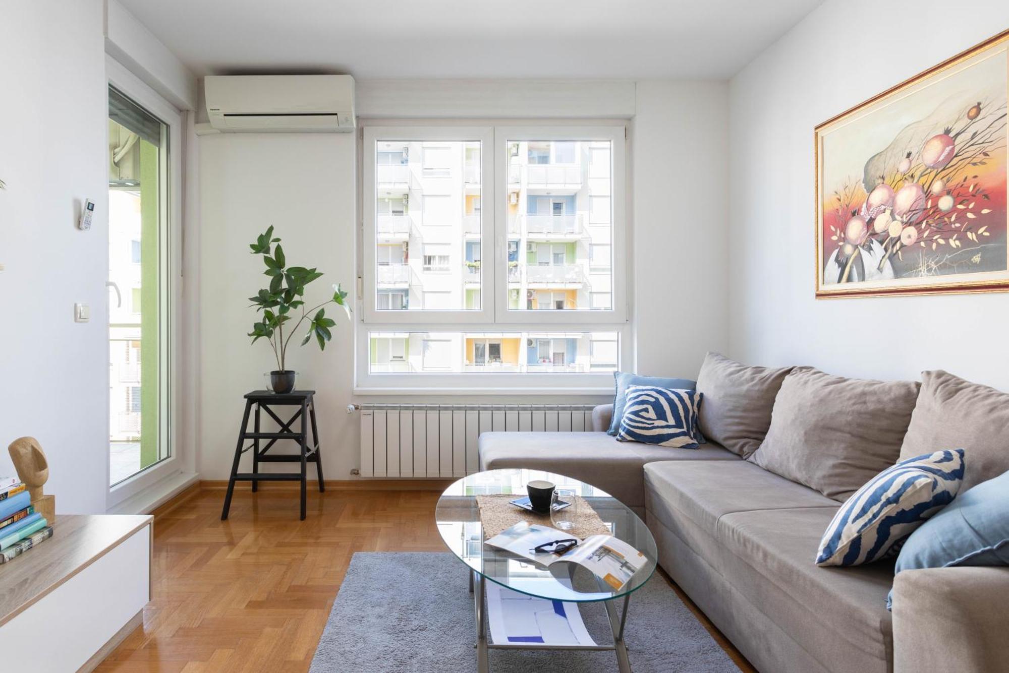 Sunny 1Bdr With Balcony & Parking Leilighet Zagreb Eksteriør bilde